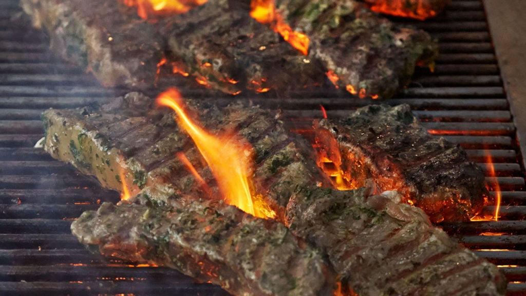 grilling steak