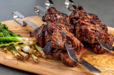 steak tips with bourbon bbq sauce