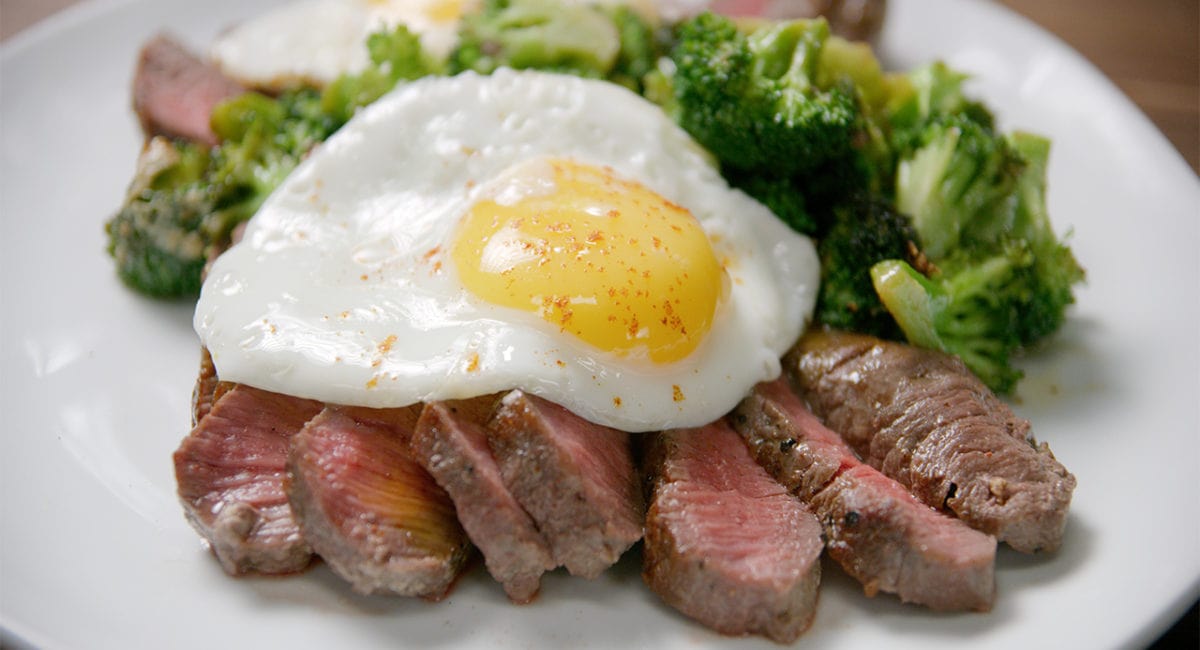 sirloin cooked from frozen with broccoli and eggs