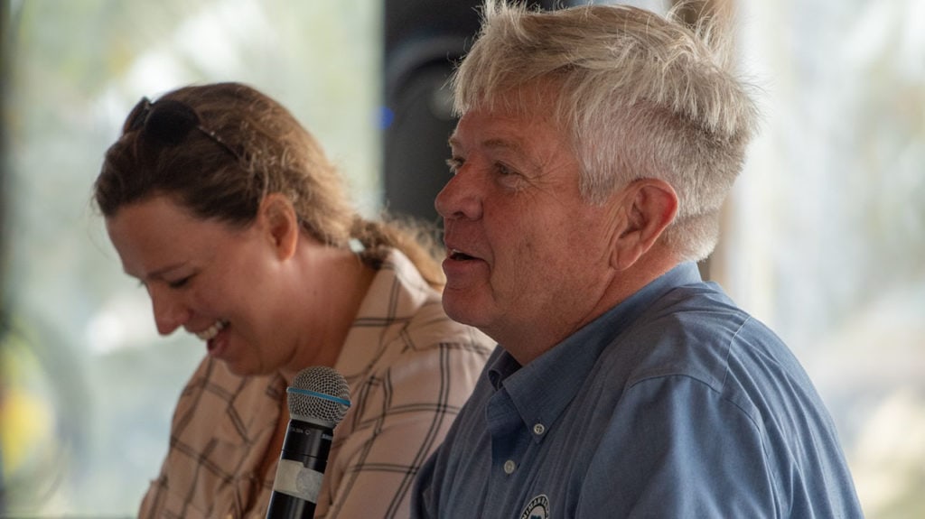 Ron of Iowa and Bobbi Jo of Delaware talk farming at the BB Summit 2020