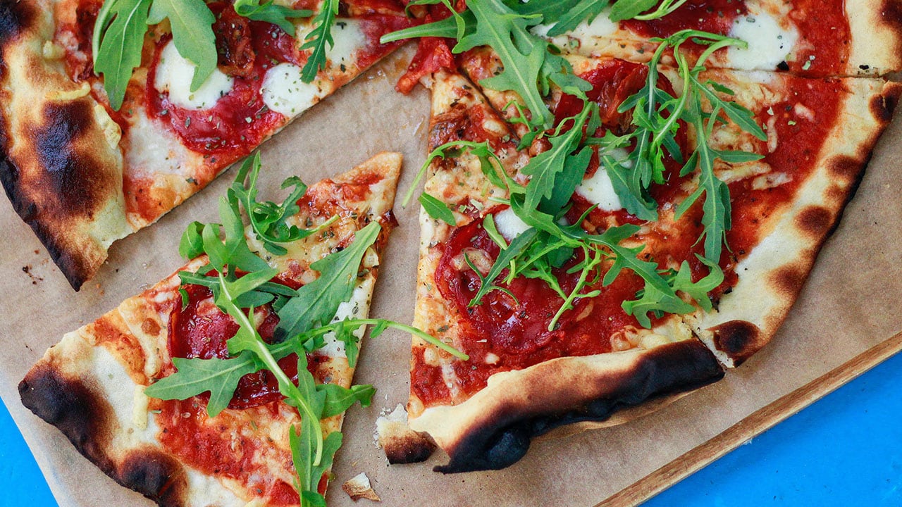 arugula grilled pizza