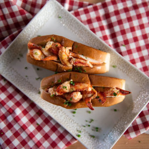 hot butter new england lobster roll