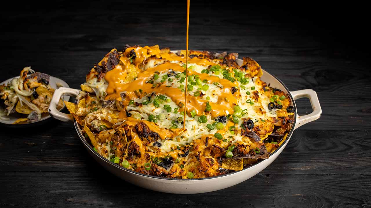 Buffalo chicken nachos