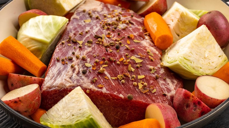 corned beef cabbage potatoes and carrots