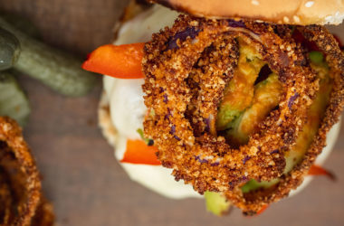 air fryer onion rings on burger