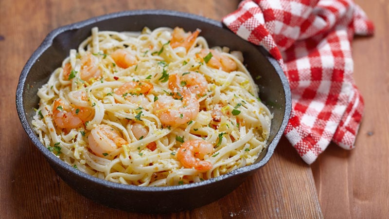 shrimp scampi with linguine