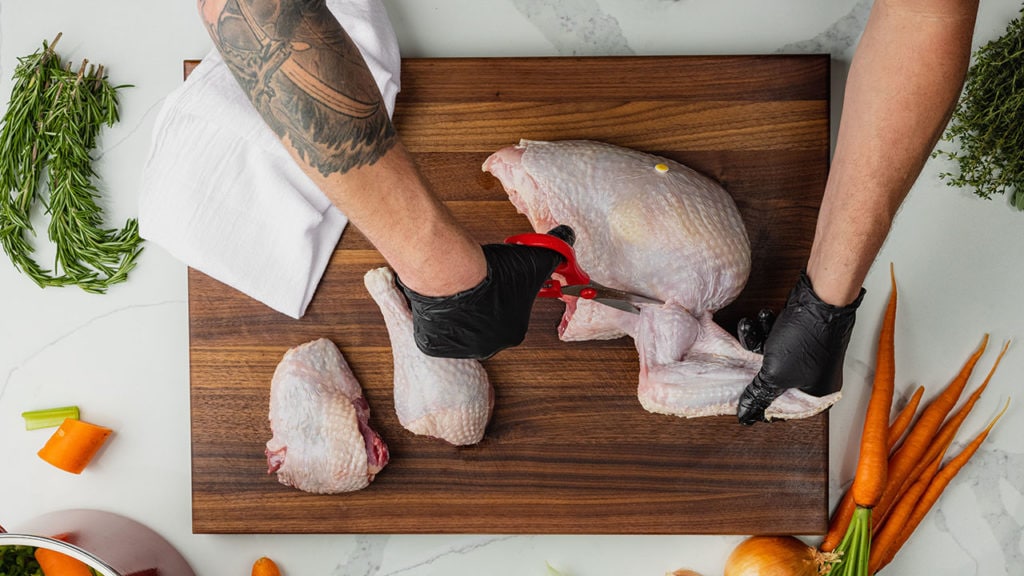 removing a turkey wing