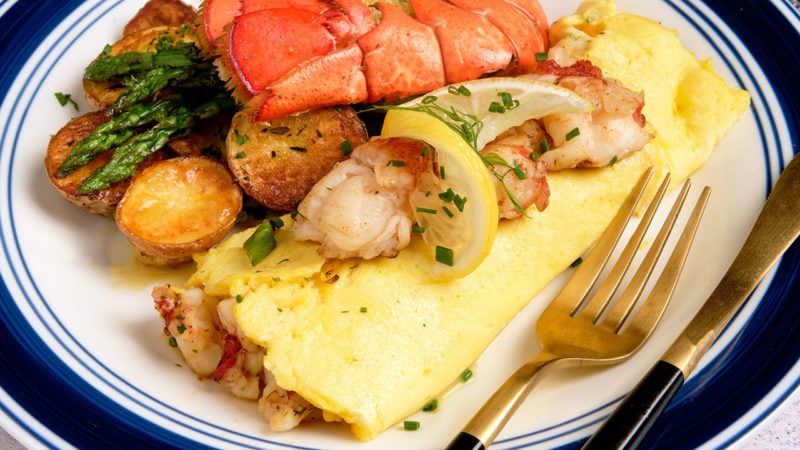 lobster omelet with potatoes