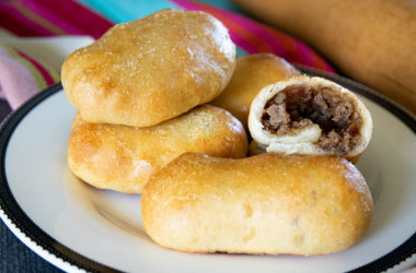 ukranian pyrizhky buns