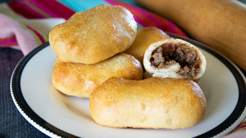 ukranian pyrizhky buns