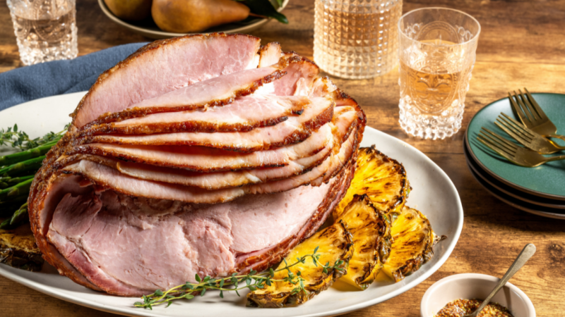 sliced ham on a plate